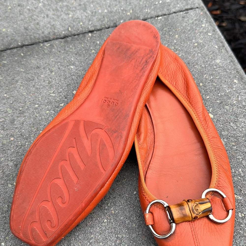 Gucci Orange Leather Bamboo Bit Flats - Picture 2 of 4